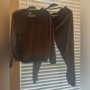 Graphite gray velour lounge set